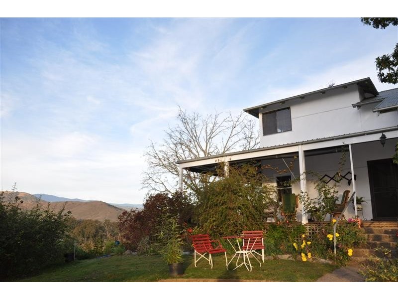 7 Sullivan Street, Towong VIC 3707