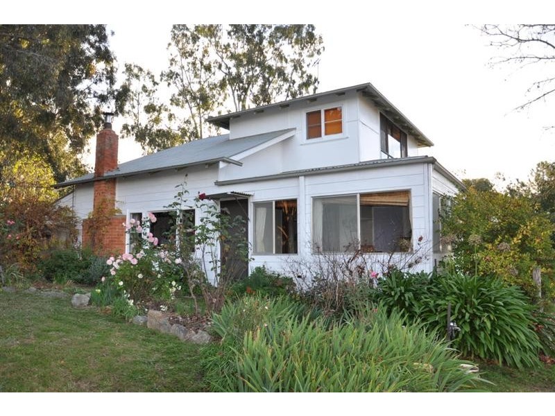 7 Sullivan Street, Towong VIC 3707