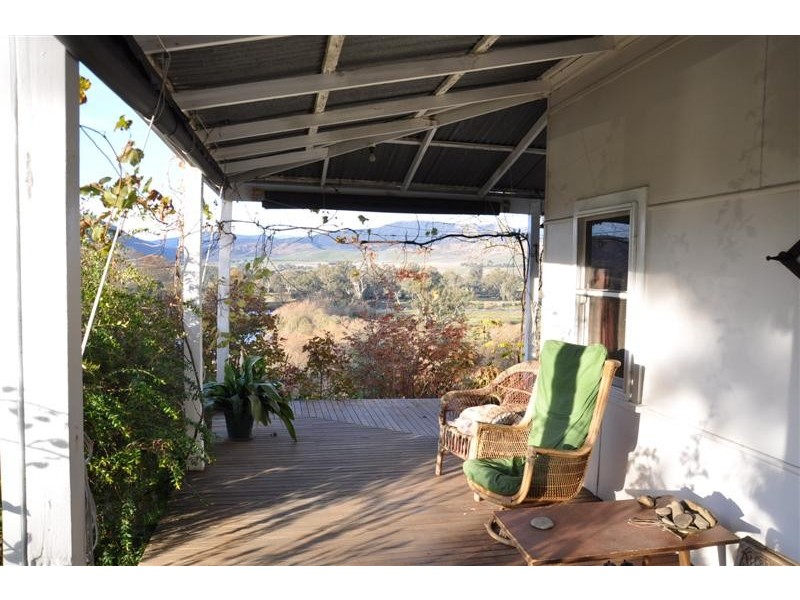 7 Sullivan Street, Towong VIC 3707