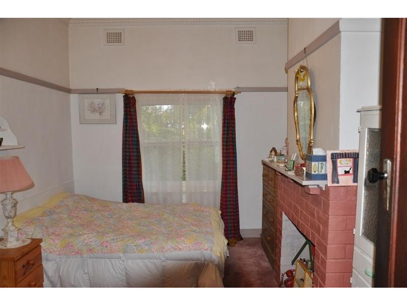 7 Sullivan Street, Towong VIC 3707