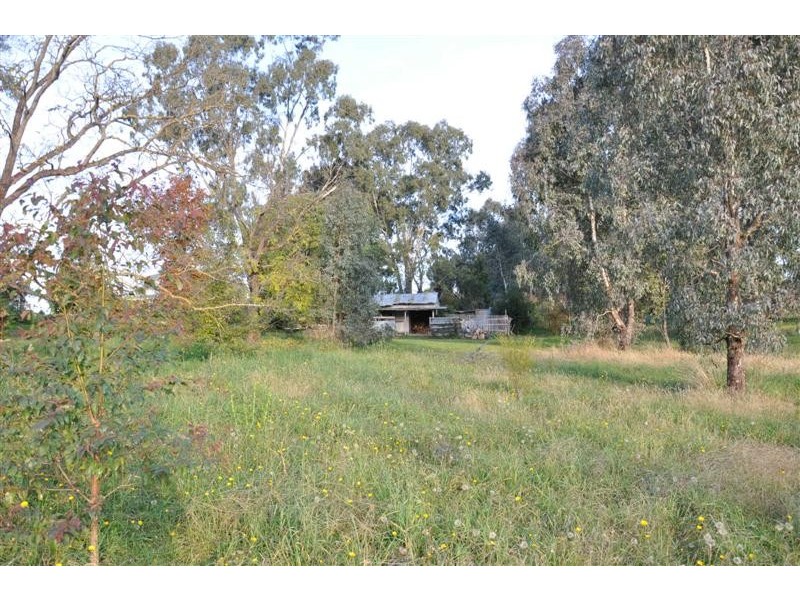 7 Sullivan Street, Towong VIC 3707