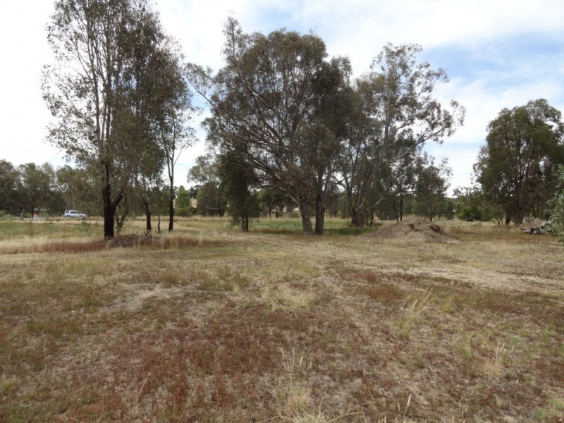 24 Bridge Street, Chiltern VIC 3683