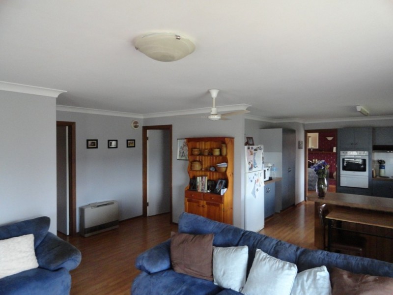 10 Sunnyside Crescent, Walla Walla NSW 2659