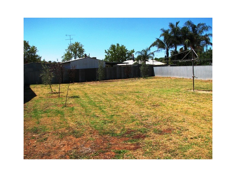 07 Sturt, Narrandera NSW 2700