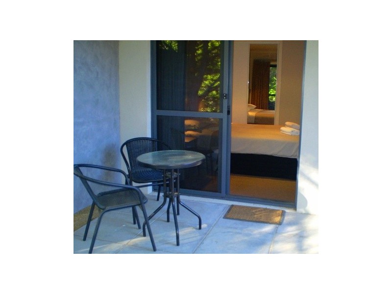 5, 2-4 Gavan Street, Bright VIC 3741