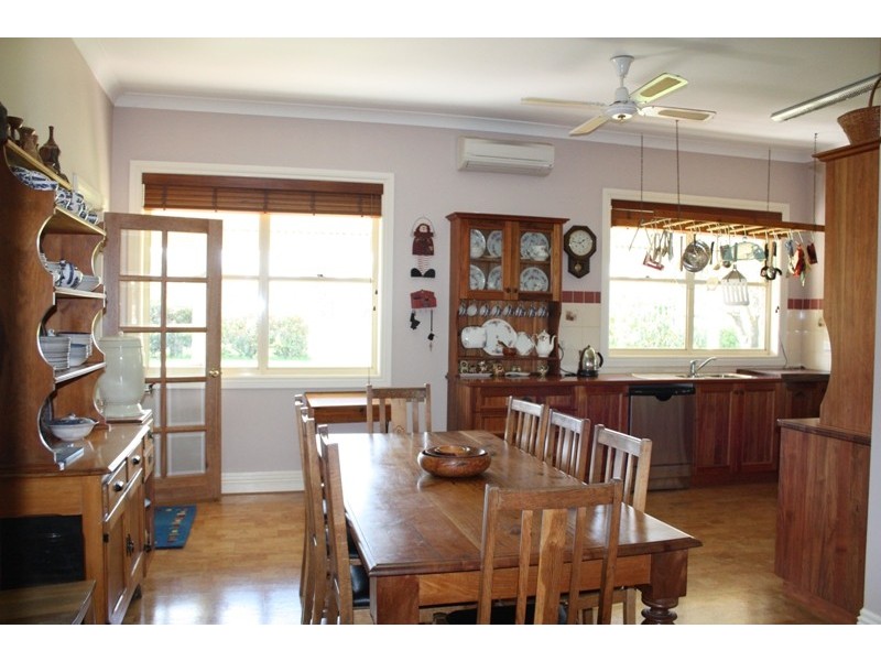 128 Glenellen Road, Jindera NSW 2642