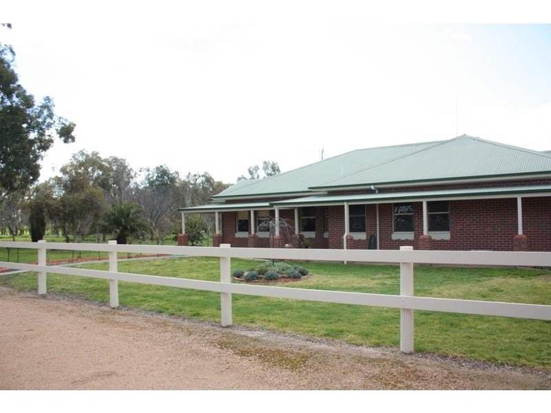 128 Glenellen Road, Jindera NSW 2642