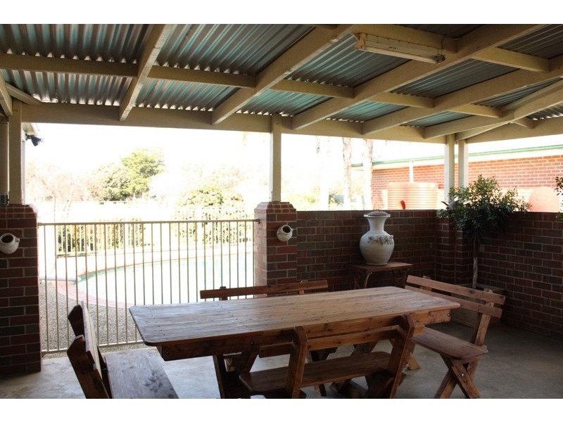 128 Glenellen Road, Jindera NSW 2642