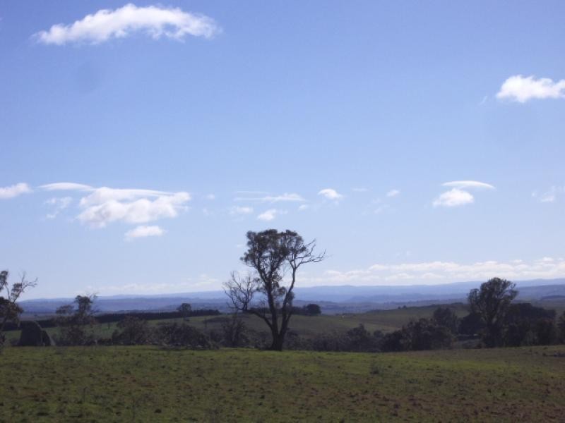 - Taralga Road, Crookwell NSW 2583
