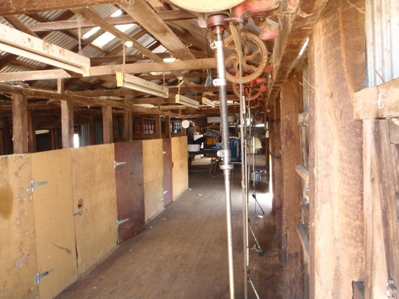 Yerrinbool and Kempsey, Hay NSW 2711