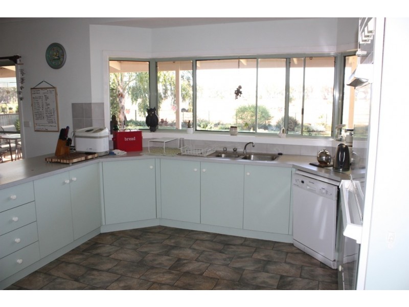 70 Ashbridge Road, Ganmain NSW 2702