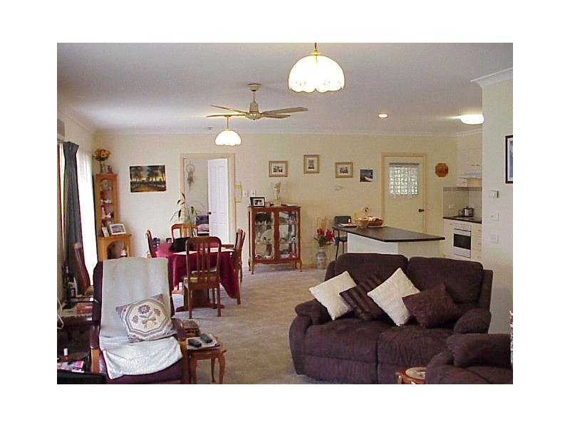 Unit 2, 6A-8 Gavan Street, Bright VIC 3741