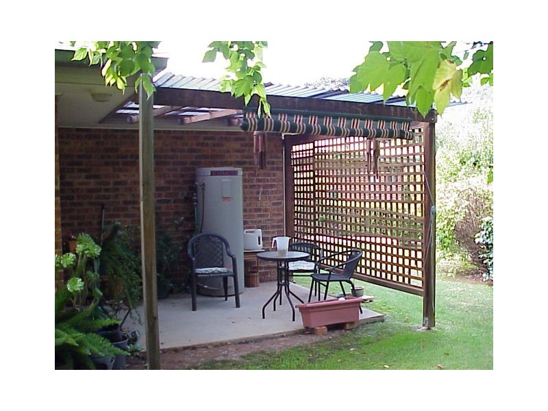 Unit 2, 6A-8 Gavan Street, Bright VIC 3741