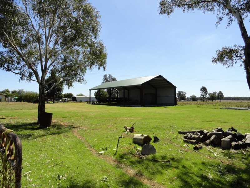 225 Spring Drive, Corowa NSW 2646