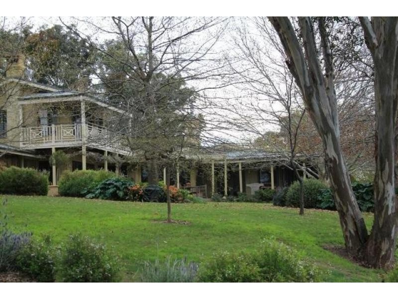 - Woodville road, Crookwell NSW 2583