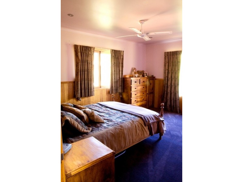 1191 Buckland Valley Road, Porepunkah, via, Bright VIC 3741