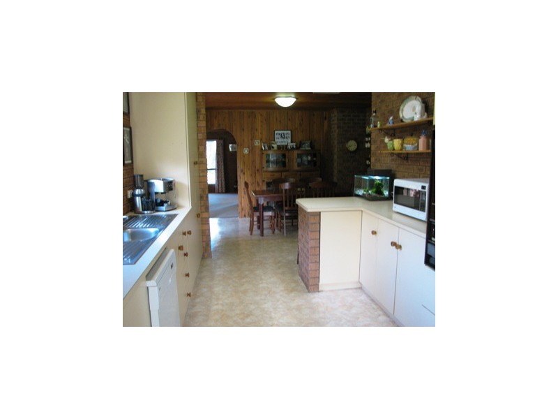 5 Bells Road, Narrandera NSW 2700