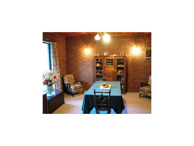 5 Bells Road, Narrandera NSW 2700