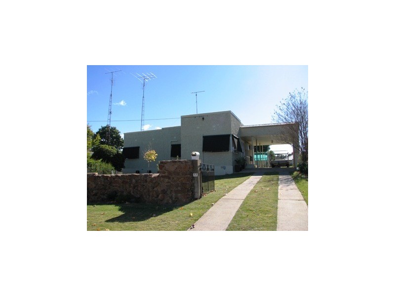 77 Twynam, Narrandera NSW 2700