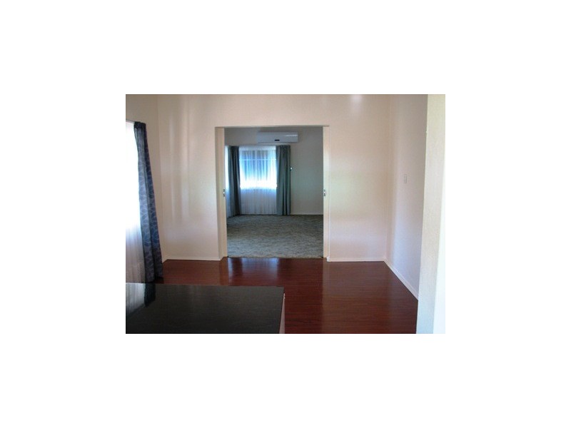 77 Twynam, Narrandera NSW 2700