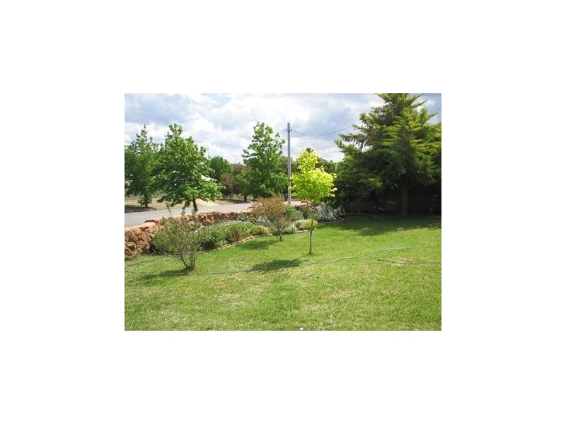 77 Twynam, Narrandera NSW 2700