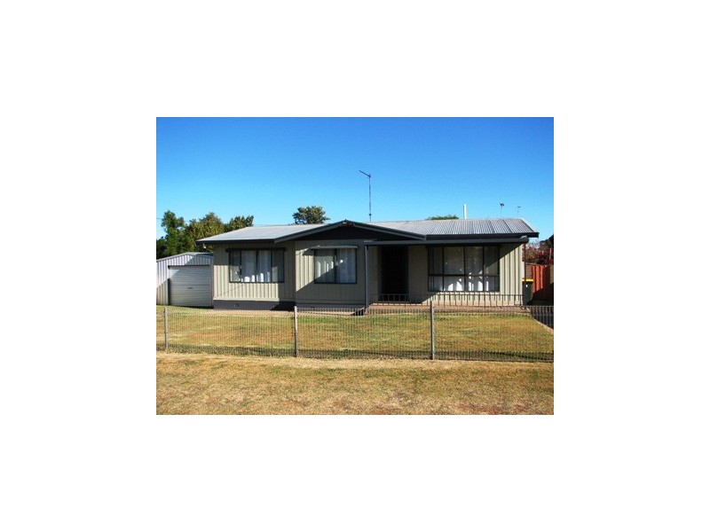 28 Adams, Narrandera NSW 2700