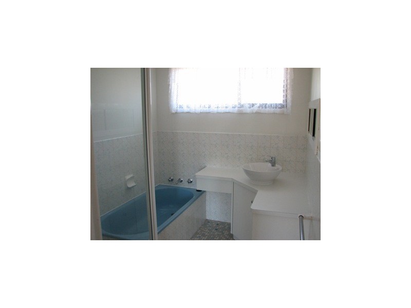 28 Adams, Narrandera NSW 2700