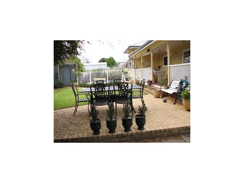 12 William, Narrandera NSW 2700