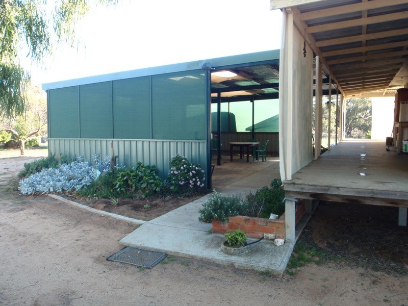 Cobb Highway, Booroorban NSW 2710
