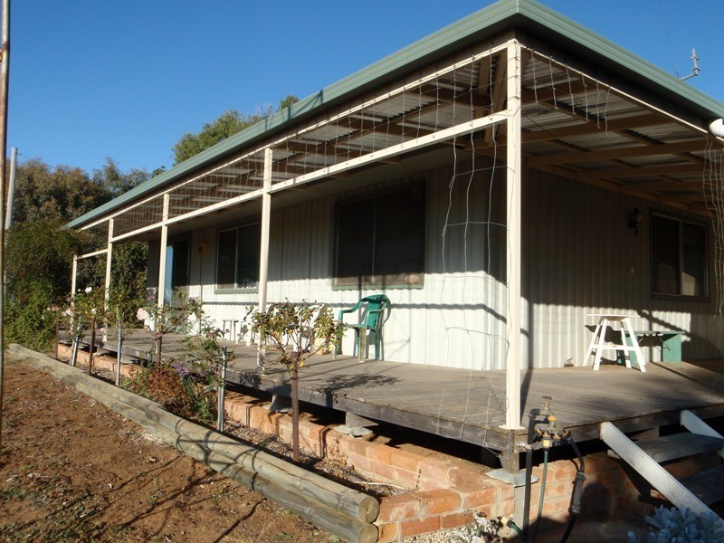 Cobb Highway, Booroorban NSW 2710