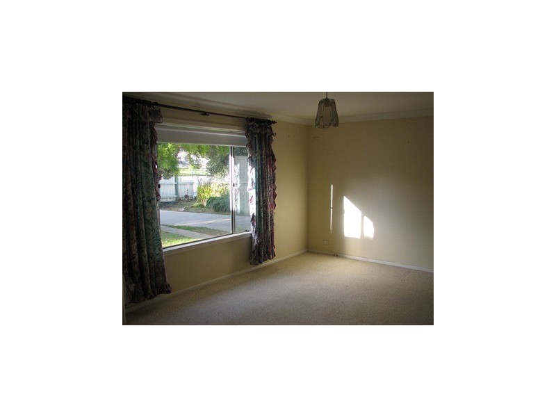 98 Bolton Street, Narrandera NSW 2700