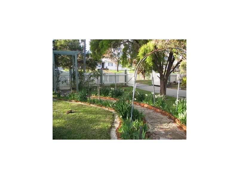 98 Bolton Street, Narrandera NSW 2700