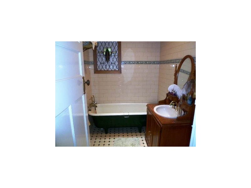 29 Midgeon, Narrandera NSW 2700