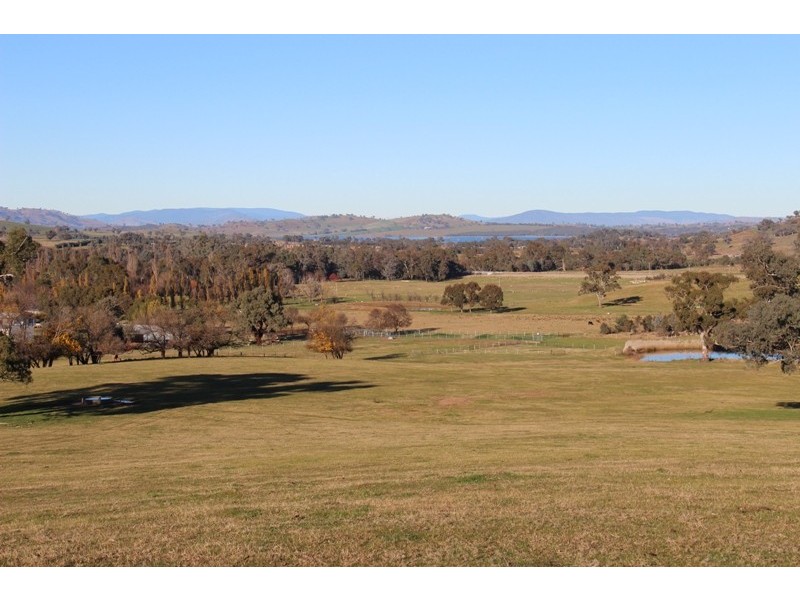 Kelloe Mains Hume Highway, Albury NSW 2640