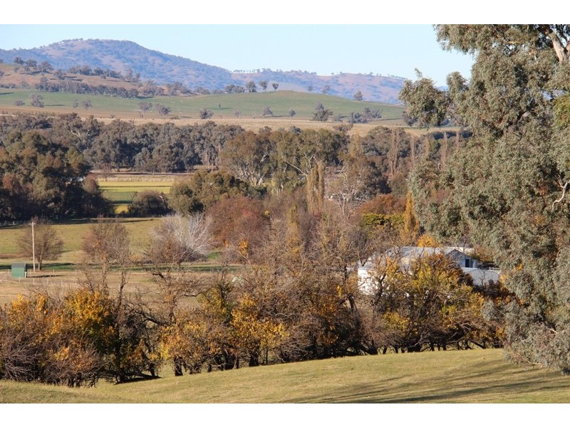 Kelloe Mains Hume Highway, Albury NSW 2640