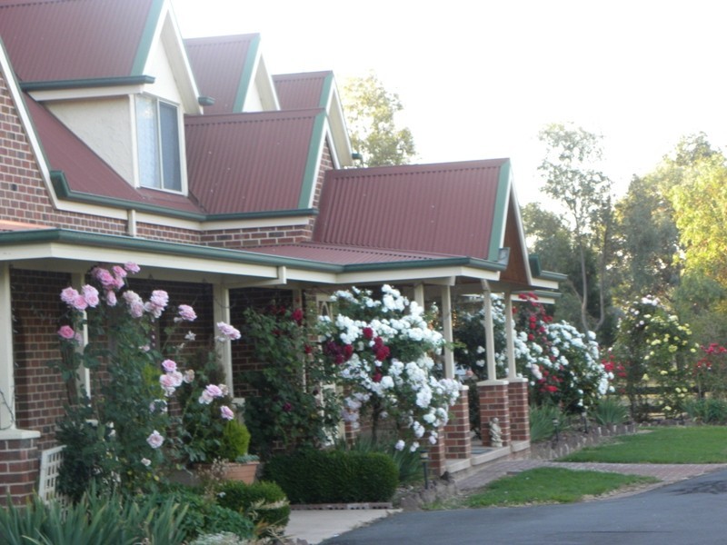 11 Colonial Drive, Jindera NSW 2642