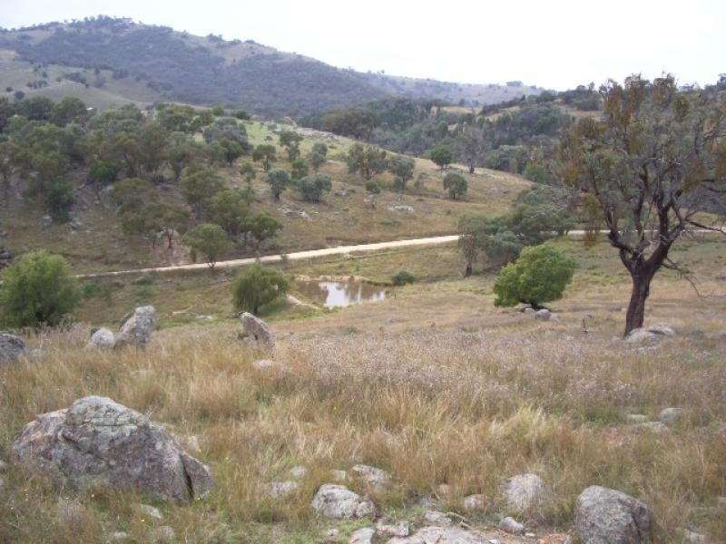 - Grabine Road, Bigga NSW 2583