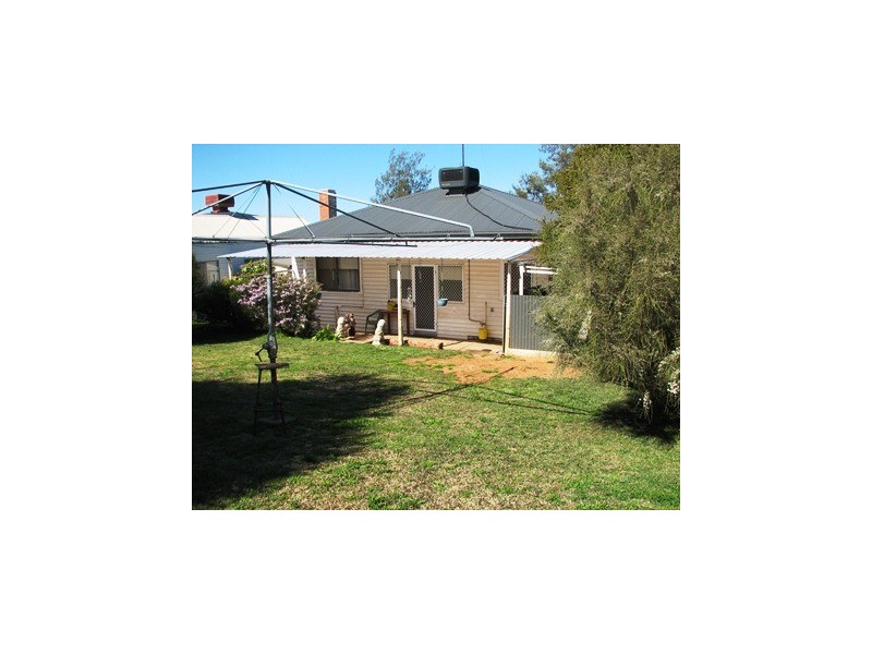 87 Ferrier, Narrandera NSW 2700