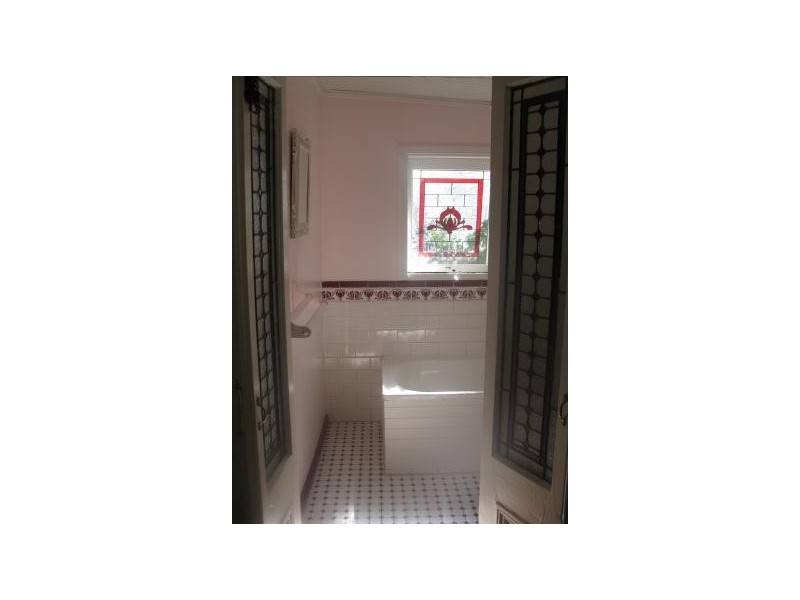 - Peelwood Road, Crookwell NSW 2583