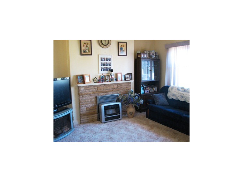 45 Elwin, Narrandera NSW 2700