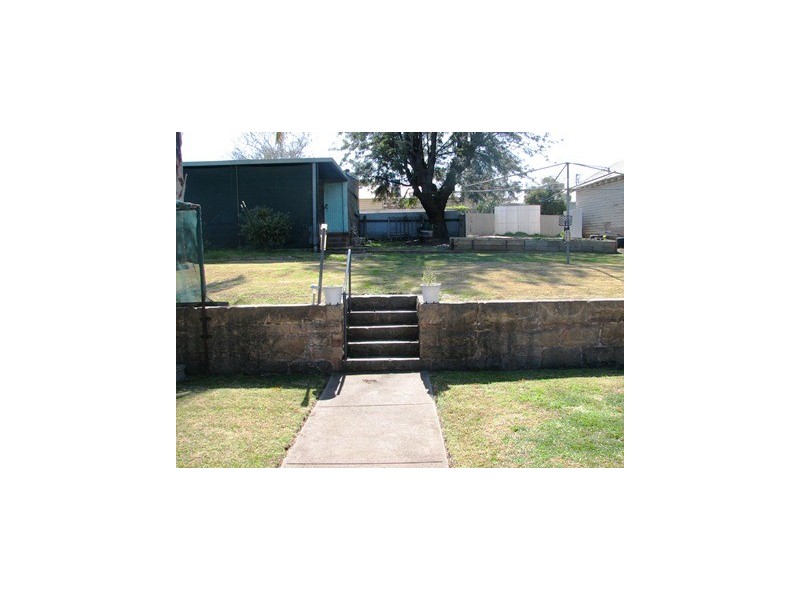 45 Elwin, Narrandera NSW 2700