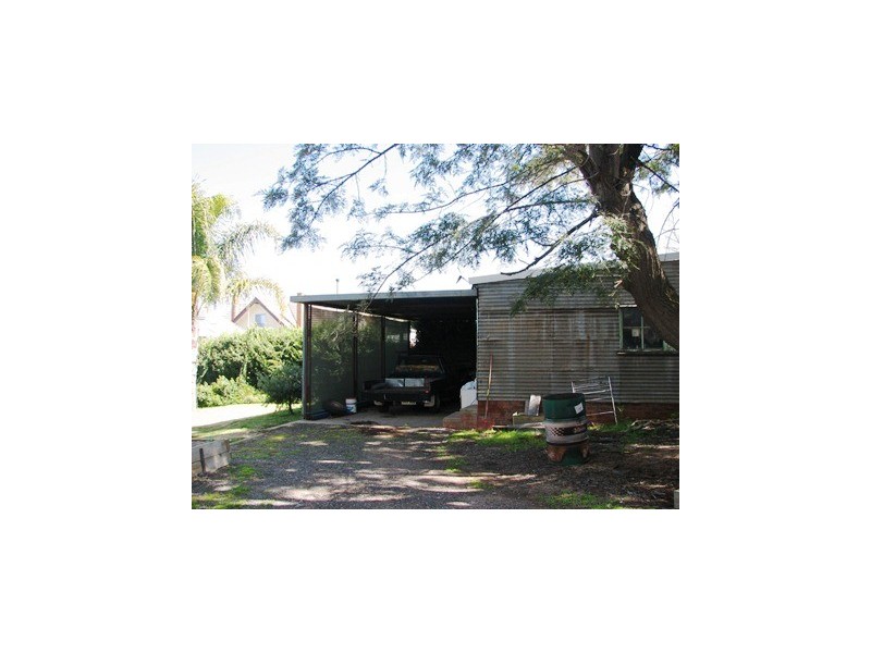 45 Elwin, Narrandera NSW 2700