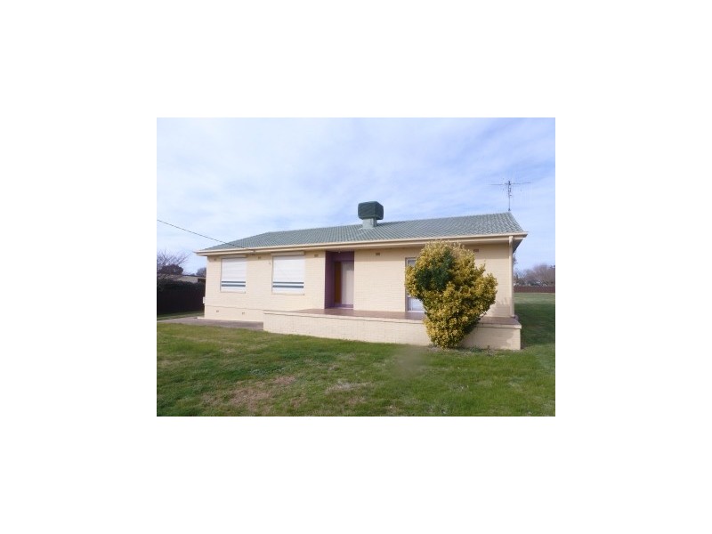 44 Scott St, Boorowa NSW 2586