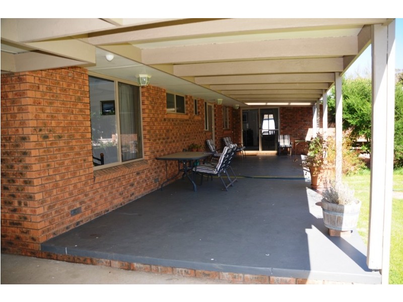 780 Morses Creek Road, Wandiligong VIC 3744