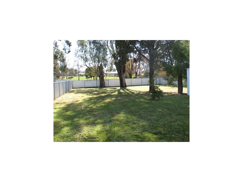 9 Peter, Narrandera NSW 2700
