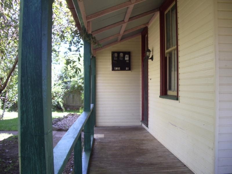 - Colyer Street, Crookwell NSW 2583