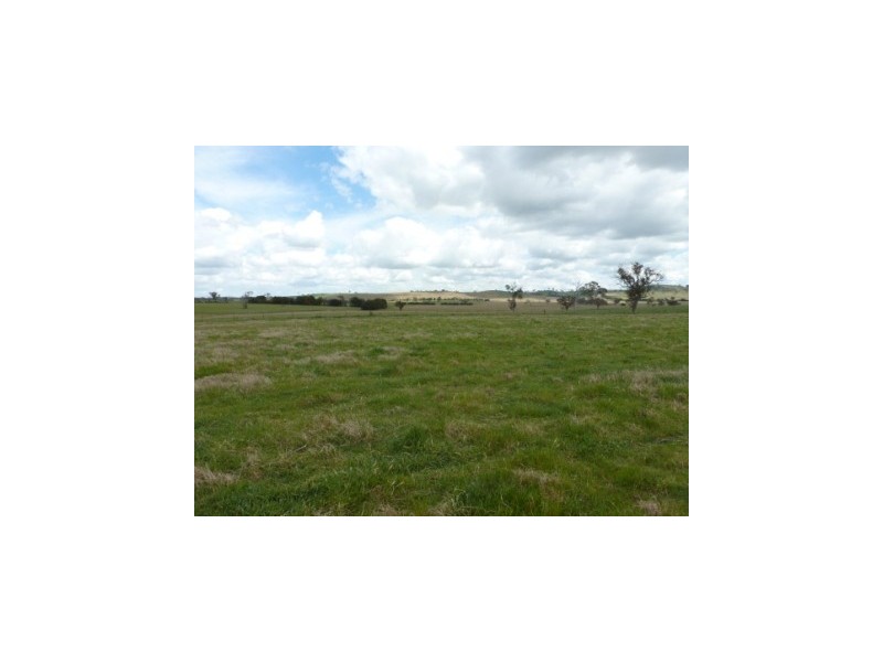 826 Hughstonia Road, Boorowa NSW 2586