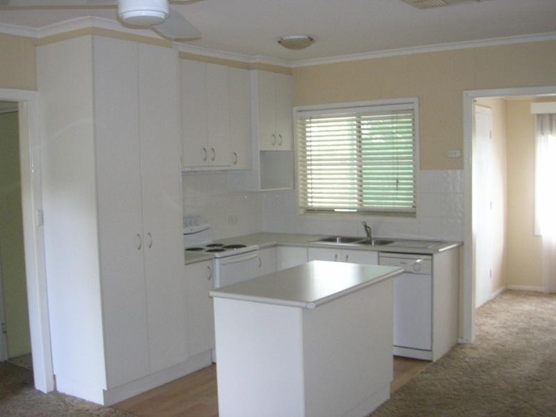 3 Milong St, Young NSW 2594