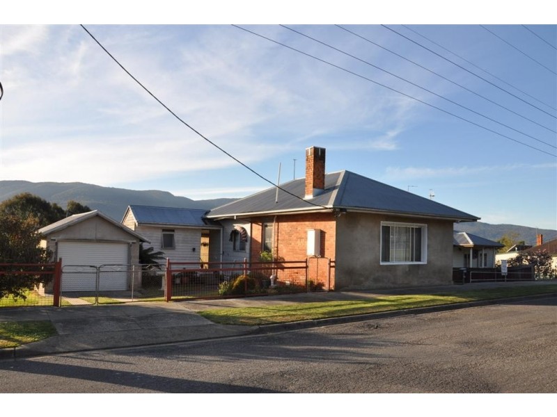 28 Towong Street, Corryong VIC 3707