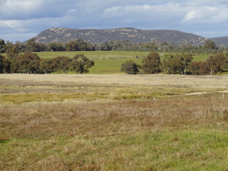 470 Deep Creek Road, Chiltern VIC 3683